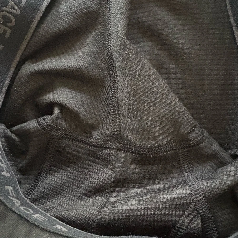 The North Face Black Performance Baselayer Flash Dry Activewear Outdoor Sz M